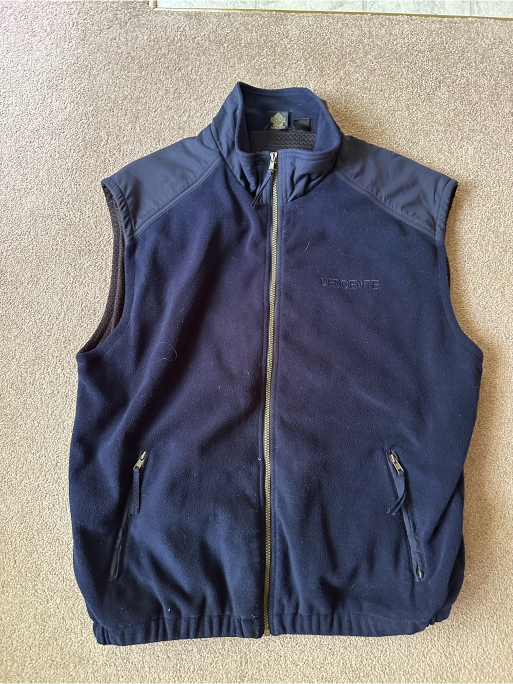 Descente Men's Dark Navy Full-Zip Vest with Zip Pockets